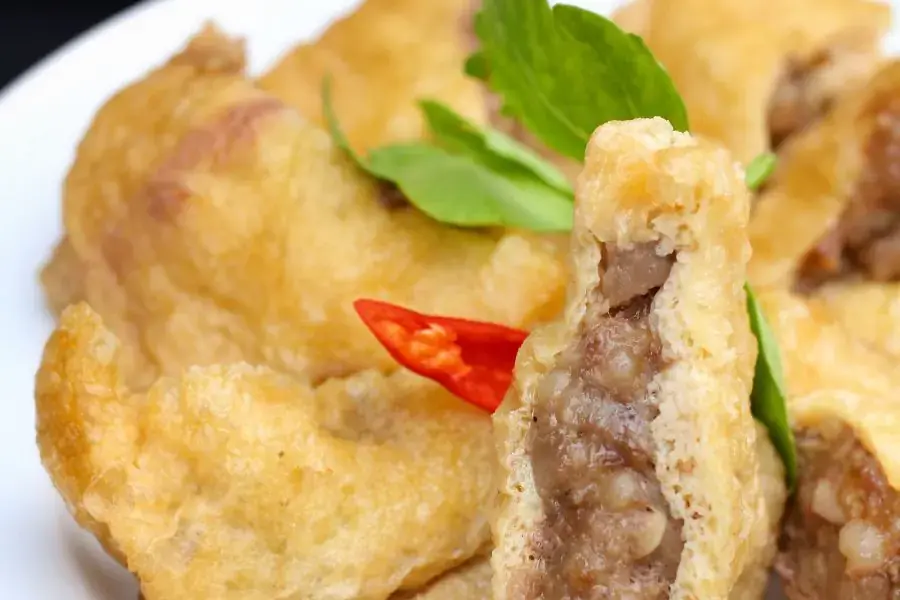 Đậu hũ tôm nhồi thịt