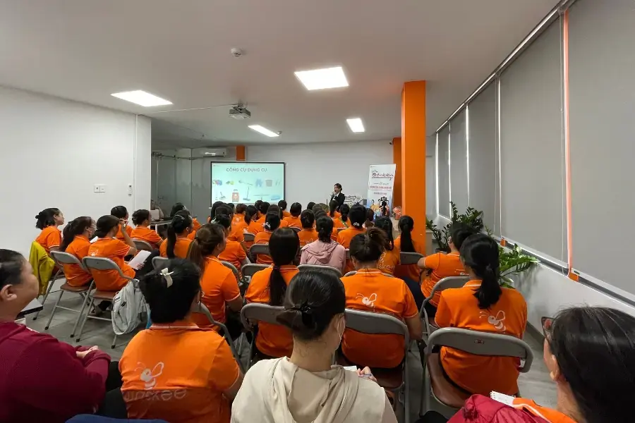 Các Tasker của bTaskee luôn được đào tạo kỹ lưỡng về các công cụ, dụng cụ.