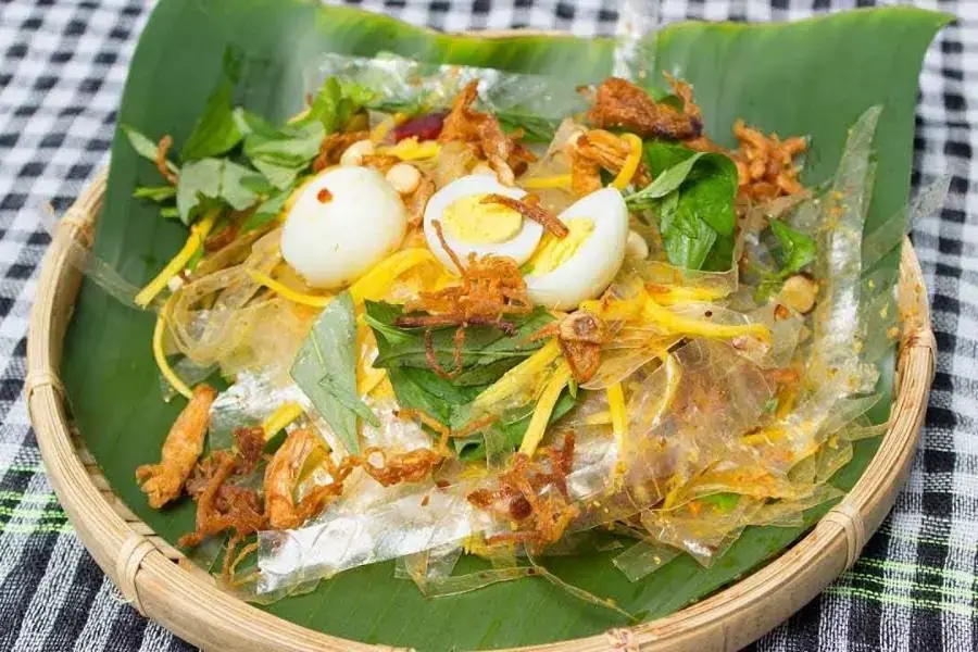 Món bánh tráng trộn thơm ngon, đủ vị