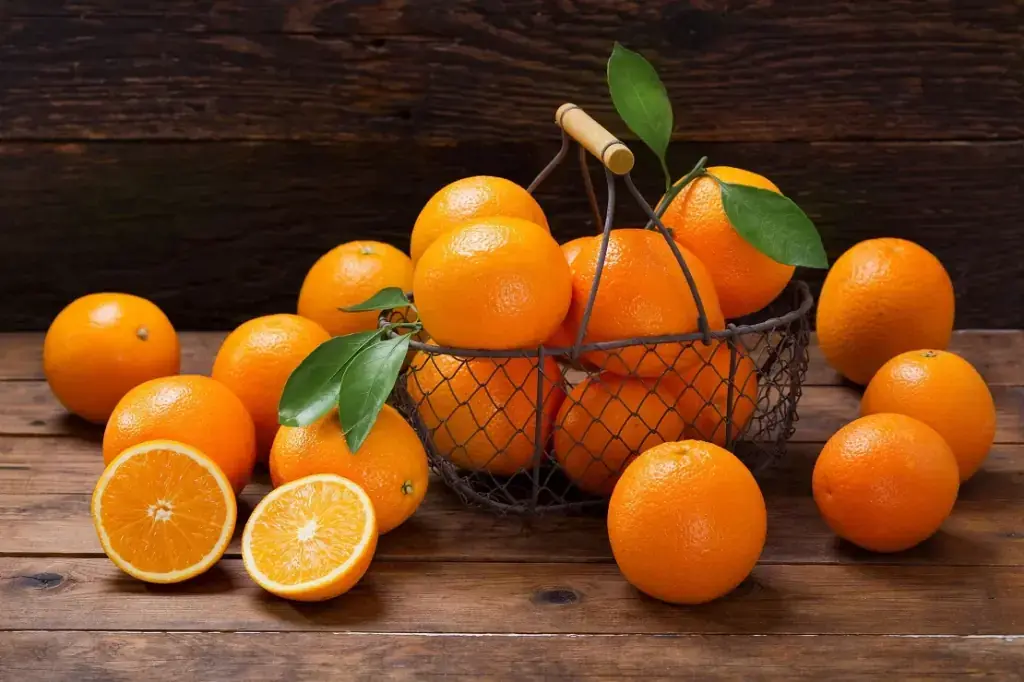 Cam là loại trái cây giàu dinh dưỡng giúp hỗ trợ tiêu hóa