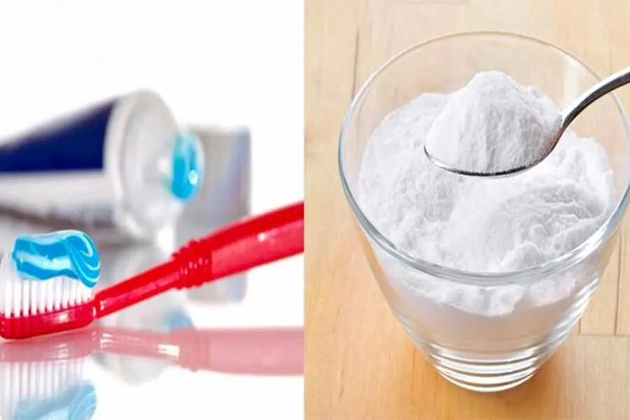 Hỗn hợp kem đánh răng với baking soda