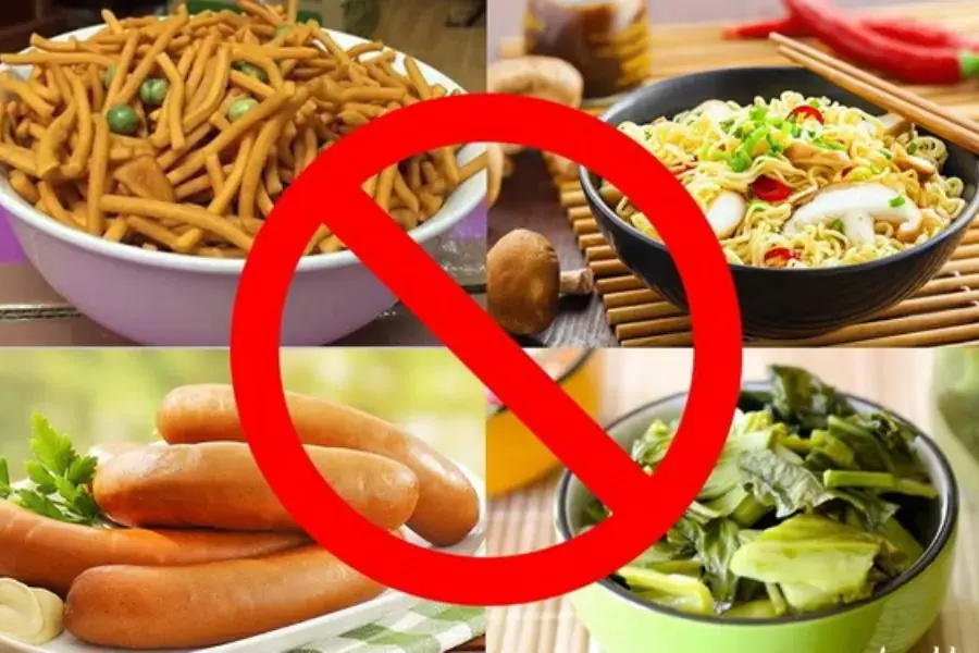 Không ăn đồ ăn sẵn, chứa nhiều đường