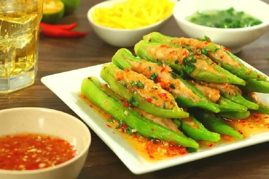 Đĩa đậu bắp nhồi tôm hấp dẫn