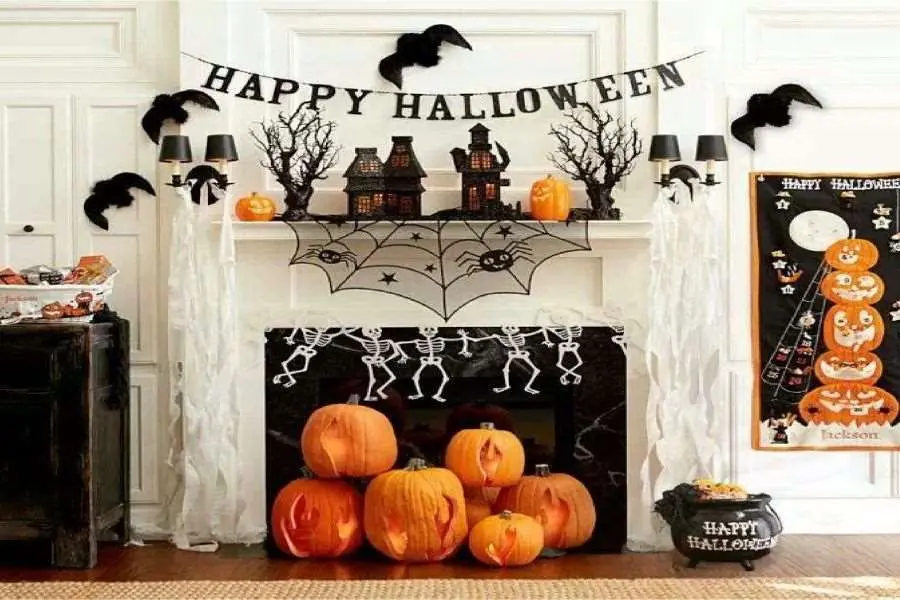 Sử dụng dây treo halloween đơn giản, đẹp và tiện ích.