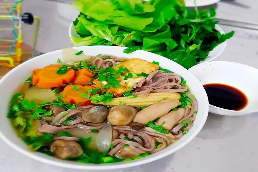 Tự làm bún gạo lứt giảm cân tại nhà