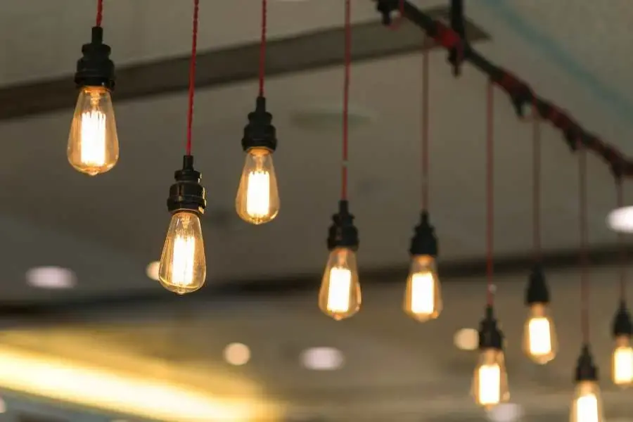 Trang trí các loại đèn xinh