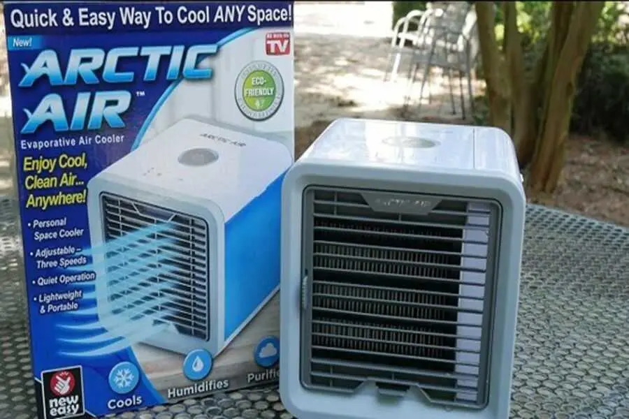Máy lạnh nửa ngựa Arctic Air có thiết kế trang nhã, hiện đại, thích hợp để trang trí.