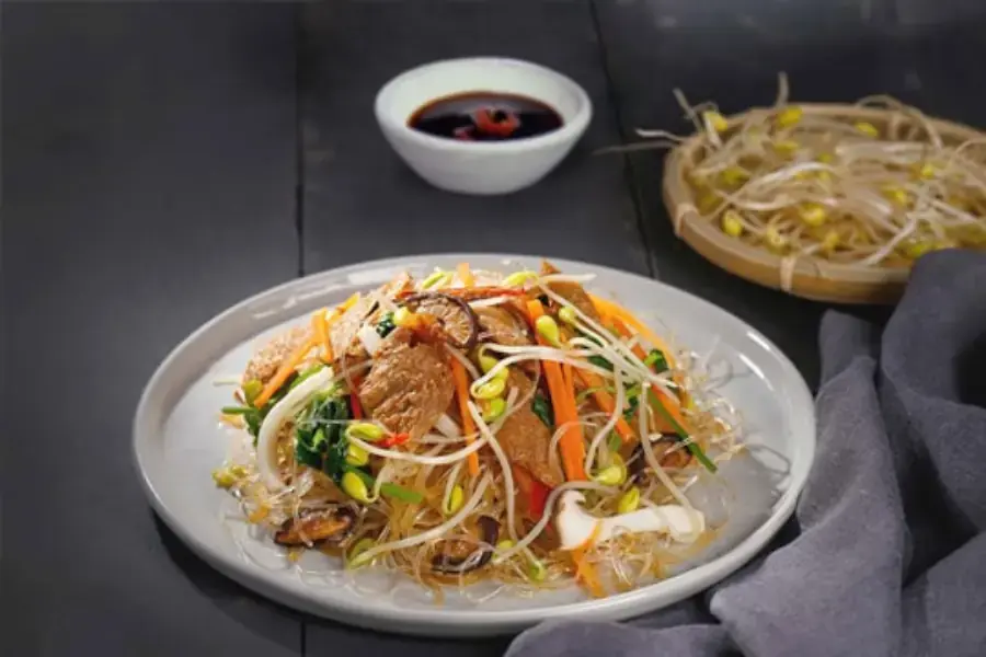 Miến xào chay.