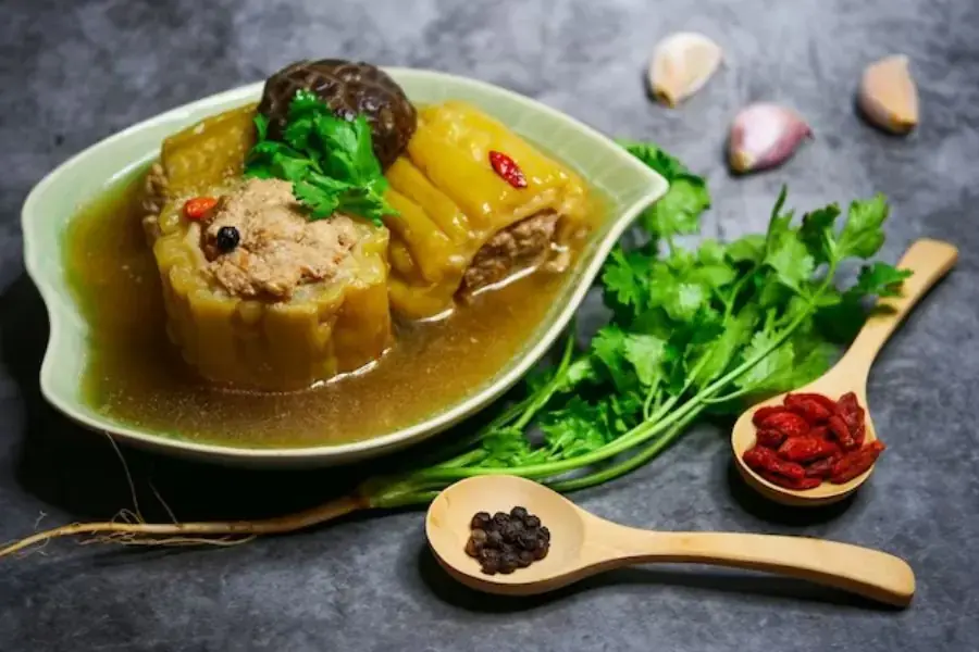 Canh khổ qua nhồi thịt nhiều dưỡng chất