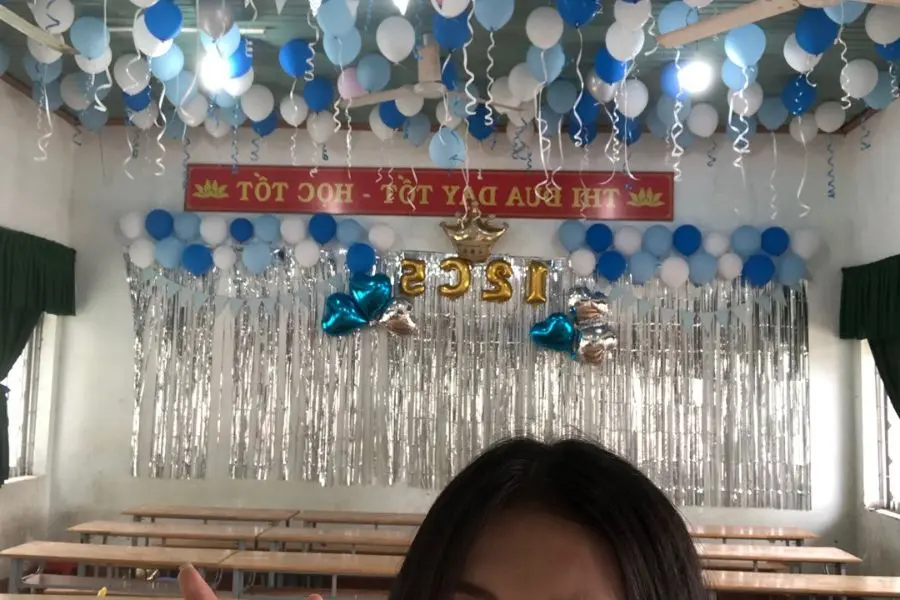 Mẫu trang trí bảng 8/3 đẹp, số 9.