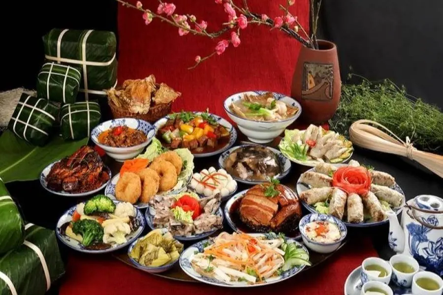 Mâm cỗ ngày Tết miền Bắc