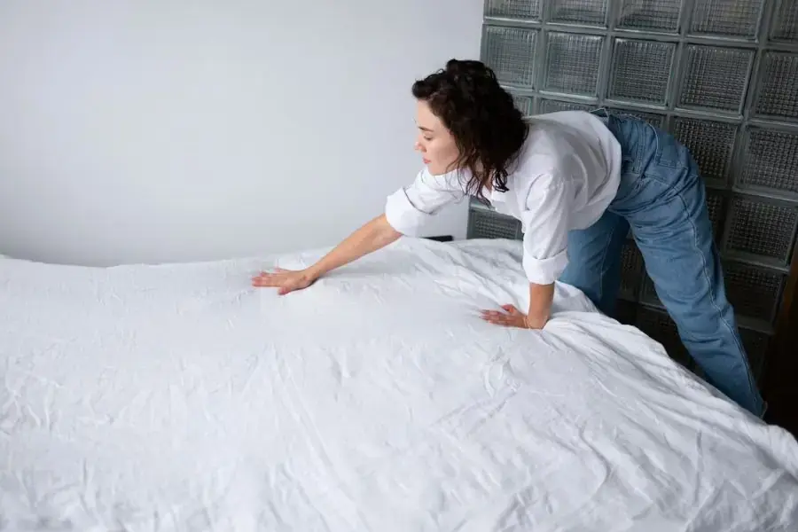 Nệm lò xo khá nặng nên cồng kềnh và khó di chuyển