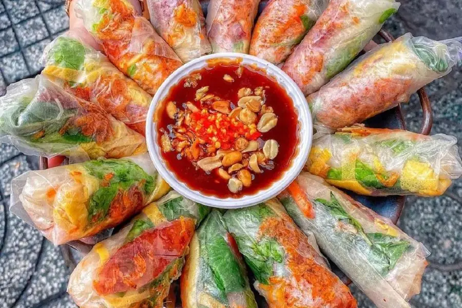 Món ăn phổ biến, dễ bắt gặp ở các đường phố Việt Nam