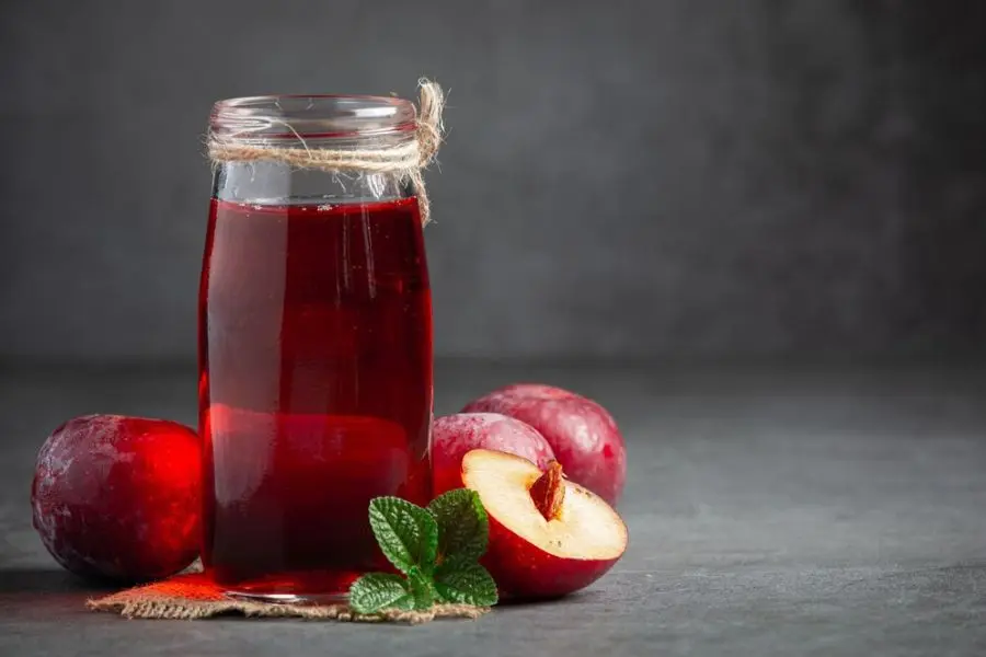 Nước detox mận thích hợp để sử dụng hàng ngày.