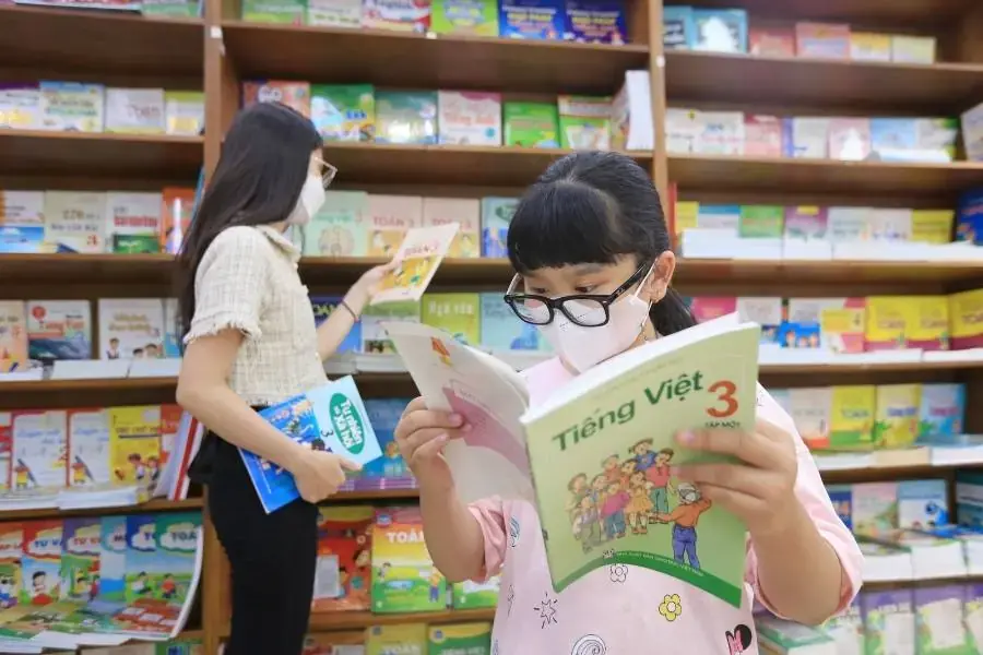 Sách giáo khoa phục vụ việc giảng dạy và học tập