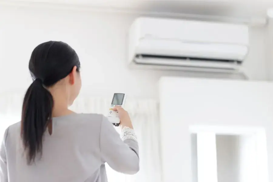 Xác định lỗi F11 đơn giản qua điều khiển điều hòa.