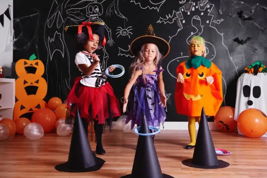 Nhiều đơn vị đẩy mạnh việc tổ chức các cuộc thi hóa trang trong dịp Halloween.