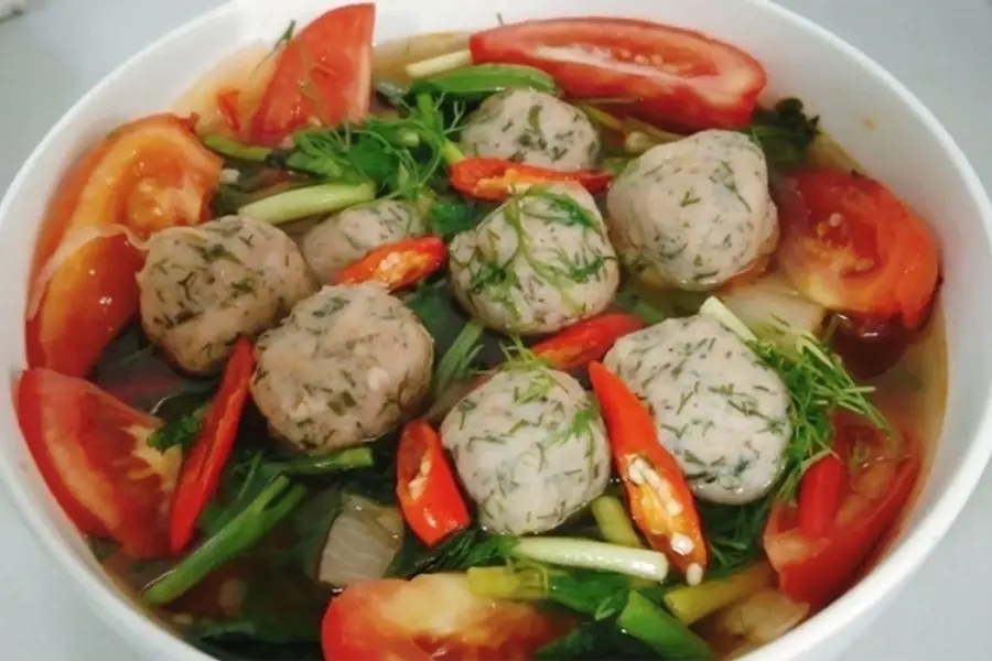 Canh cá thác lác – Món canh thơm ngon cho bữa cơm ngày hè thêm vui.