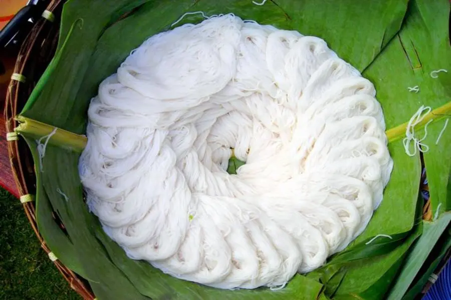 Bún cung cấp nhiều dưỡng chất dinh dưỡng cần thiết hỗ trợ sức khỏe con người.