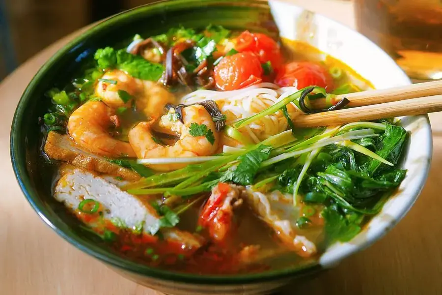 Bún tôm là món ăn thơm ngon, dễ chế biến nhanh chóng