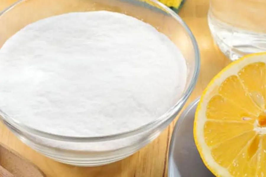 Baking soda và chanh là “thần dược” trị thâm nách.