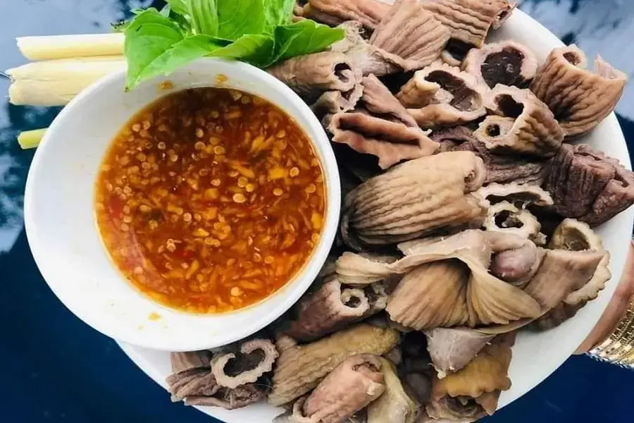 Bao tử cá ngừ khìa nước dừa mặn ngọt ngon miễn chê.