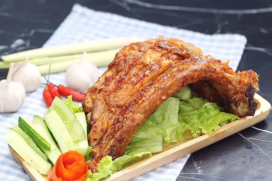 Sườn nướng - Món ăn không thể thiếu của những bữa tiệc sinh nhật