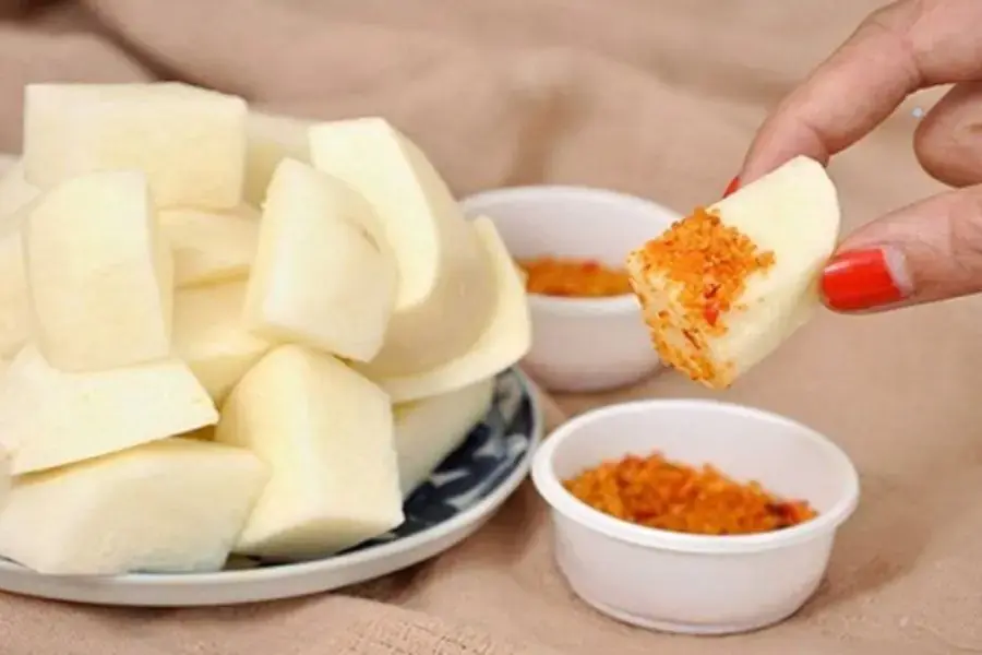 Ăn củ đậu sống giúp giữ được hàm lượng dinh dưỡng tối đa.