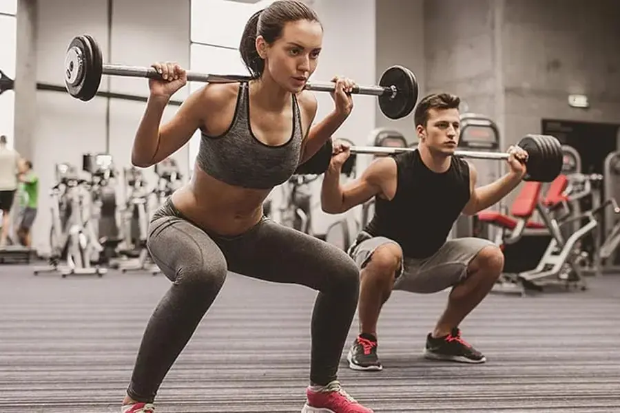 Bạn nên cân đối giữa ăn uống và tập luyện để tốt cho sức khỏe và duy trì vóc dáng cân đối lâu dài