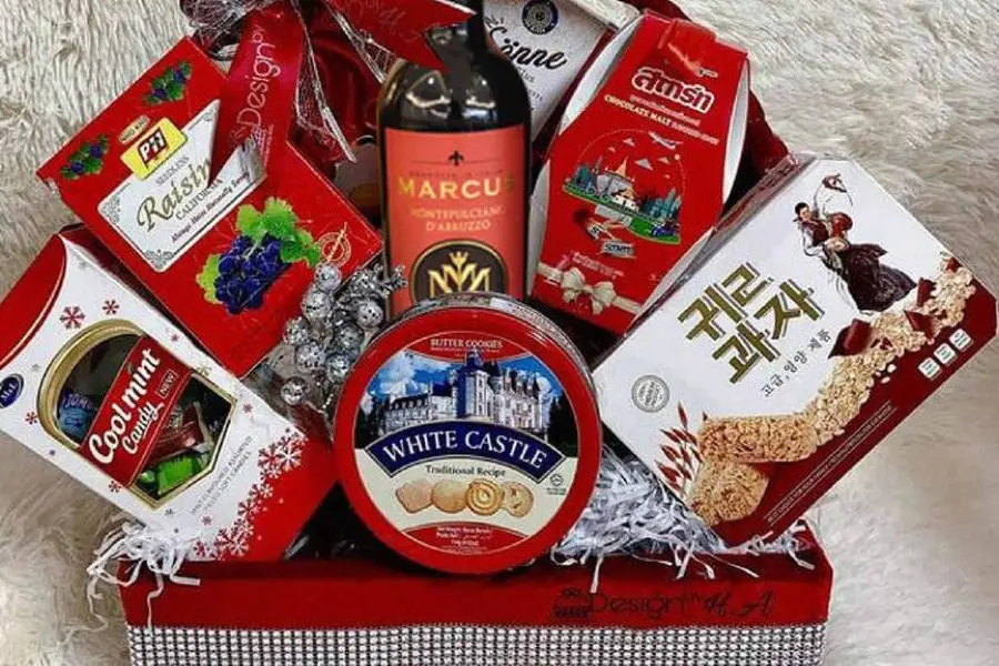 Mẫu giỏ quà Tết đẹp số 2.