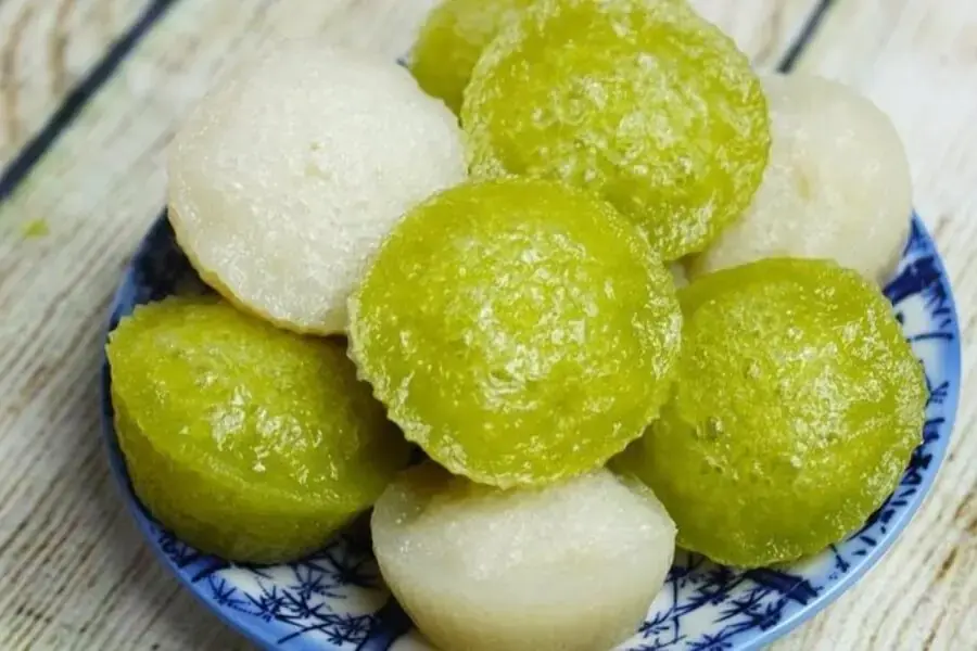 Có thể bảo quản bánh trong hộp kín tại ngăn mát tủ lạnh từ 1 - 2 ngày.