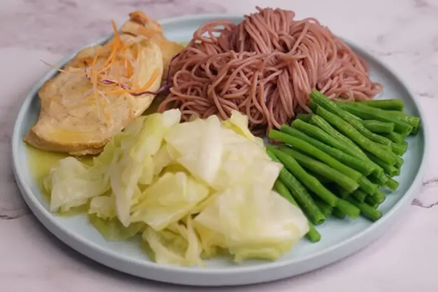 Bún gạo lứt cung cấp nhiều dưỡng chất cần thiết, hỗ trợ cơ thể luôn khỏe mạnh.