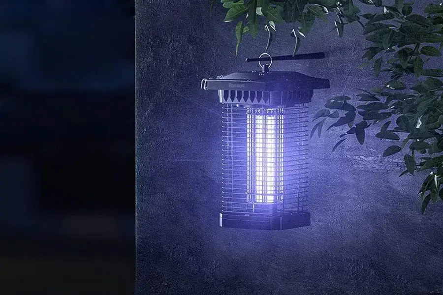 Loại đèn bắt côn trùng dùng năng lượng mặt trời