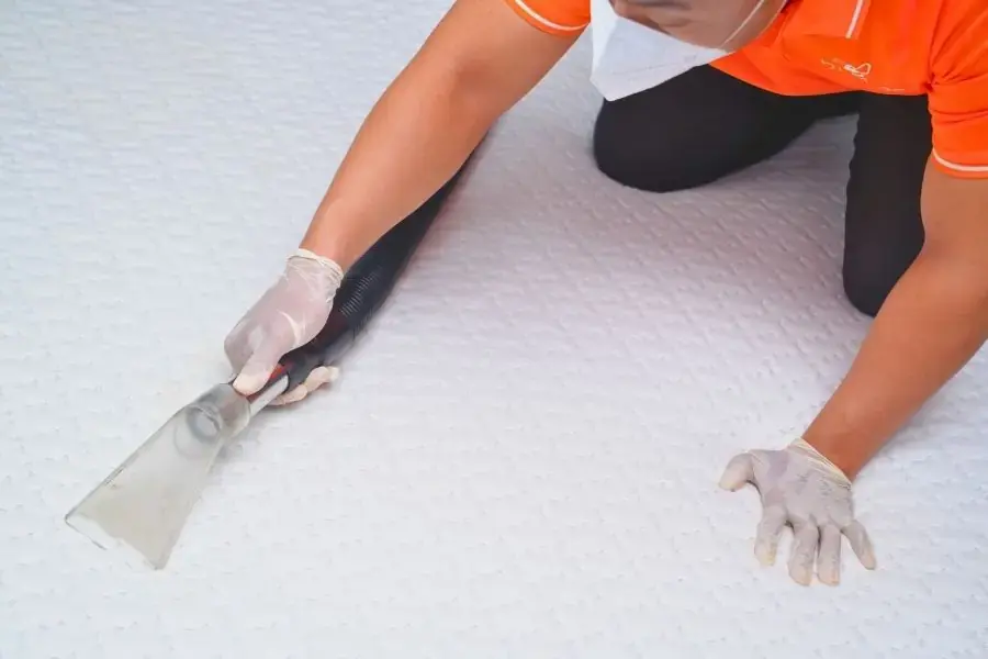 Tasker giặt nệm bTaskee đều có kinh nghiệm và thái độ ân cần, chu đáo.