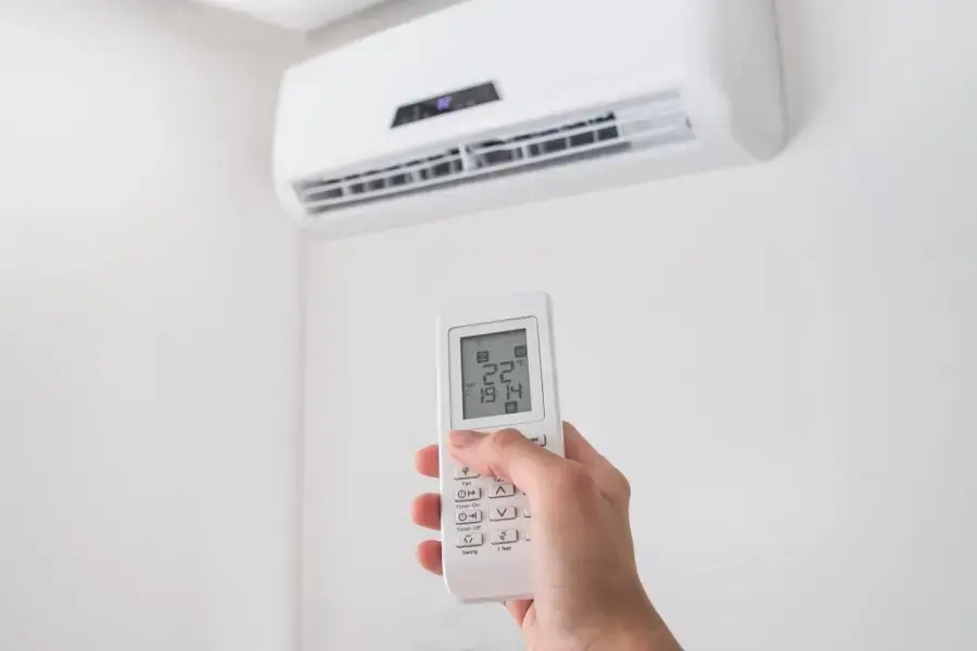 Sử dụng máy điều hòa không khí điều chỉnh độ ẩm