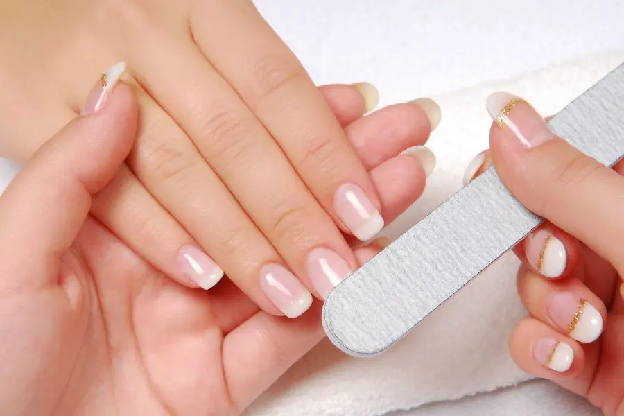 Bổ sung biotin sẽ giúp móng luôn chắc khỏe.