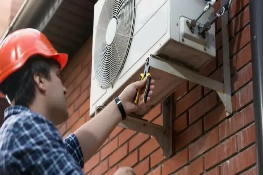 Block máy lạnh gặp sự cố là lý do để máy lạnh chớp đèn liên tục (Hình ảnh: Polarisiklimlendirme)