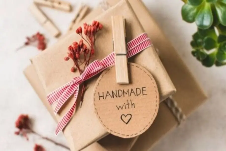 Một món đồ handmade thể hiện sự tâm huyết và chứa đầy tình cảm.