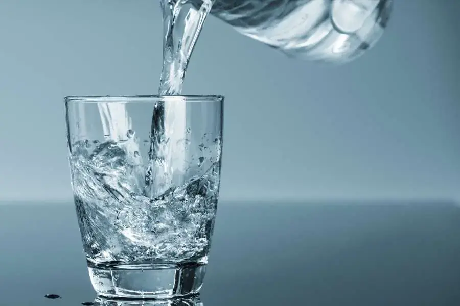 Luôn đảm bảo uống đủ nước