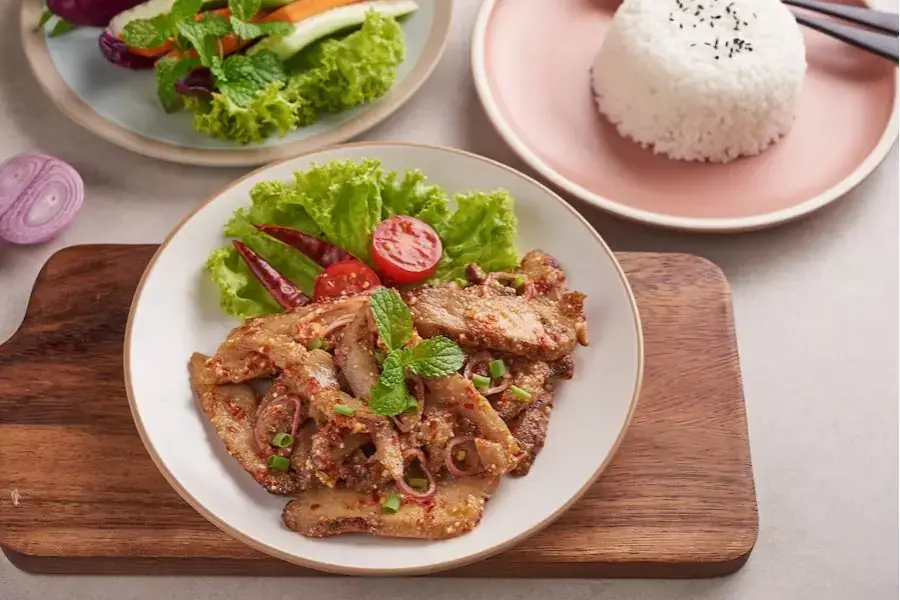 Nên chọn thực phẩm phù hợp theo từng độ tuổi của bé