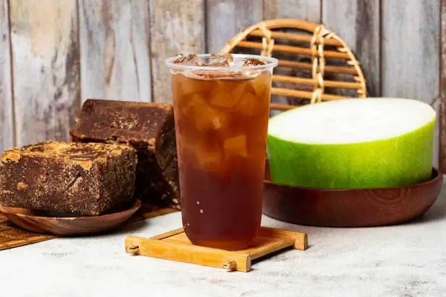Nước trà bí đao giúp đánh bay mỡ thừa hiệu quả.