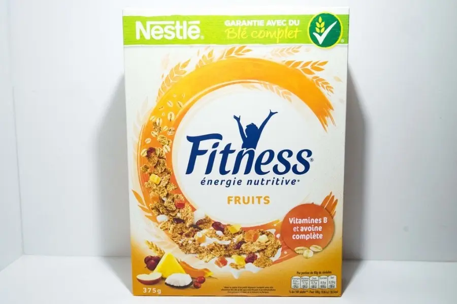 Bột ngũ cốc Nestlé FITNESSE and Fruit bổ sung đầy đủ các nhóm chất thiết yếu cho cơ thể.