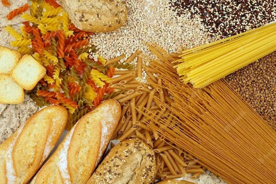 Sử dụng bánh mì nguyên cám trong chế độ ăn uống DASH