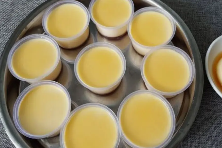 Bánh flan phô mai hoàn chỉnh.