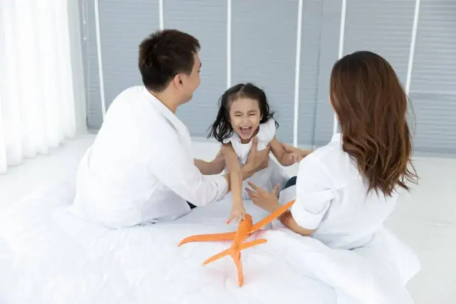 Vệ sinh nệm thường xuyên giúp loại bỏ các vi khuẩn