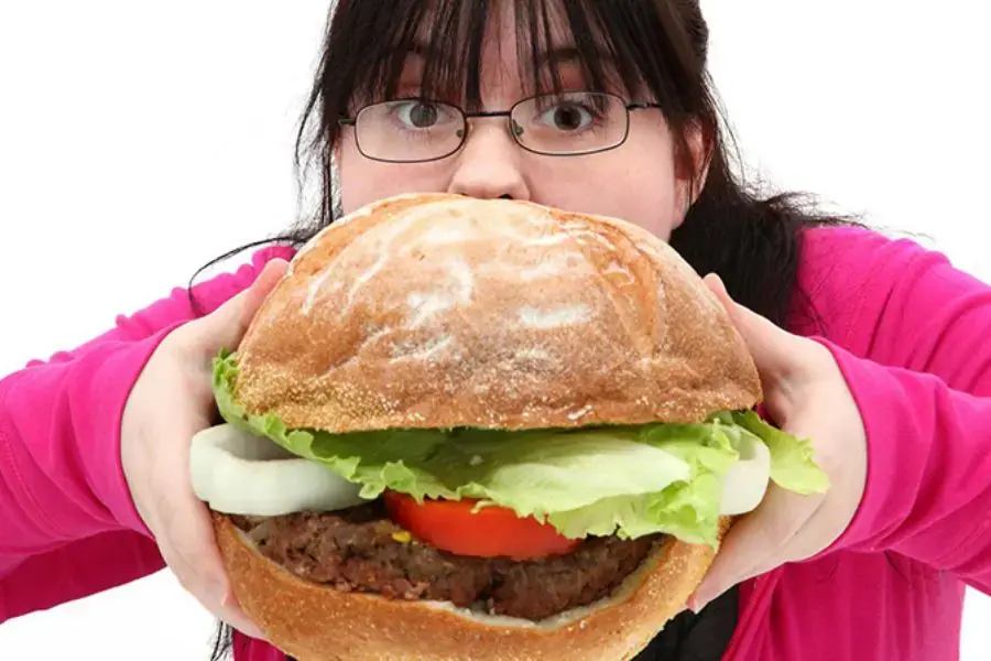 Ăn quá nhiều bánh làm từ bột mì có thể dẫn tới nguy cơ béo phì