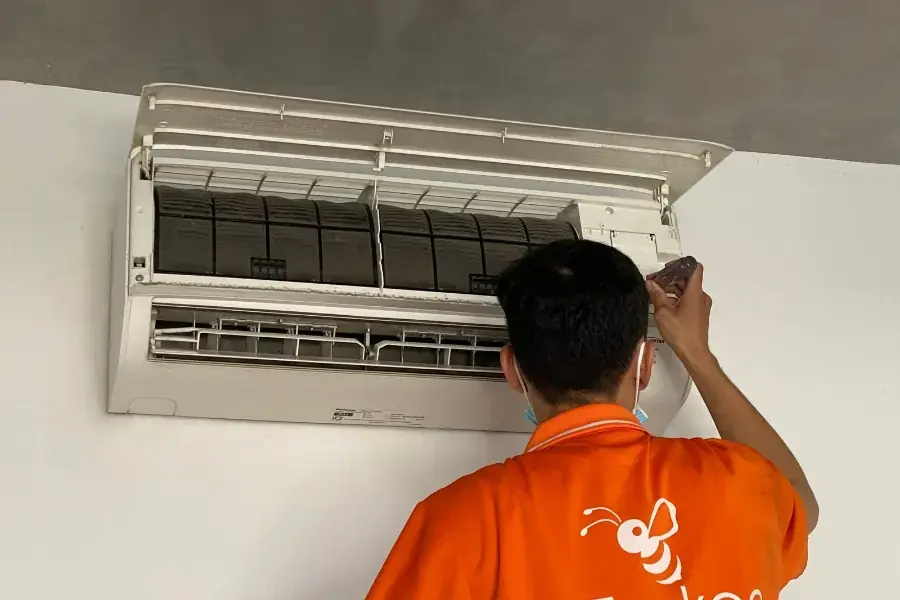 Nên kiểm tra máy lạnh trước và sau khi bơm gas.