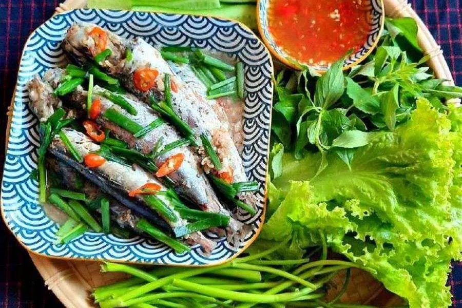 Cá nục hấp bí là món ăn thanh đạm, đầy bổ dưỡng.