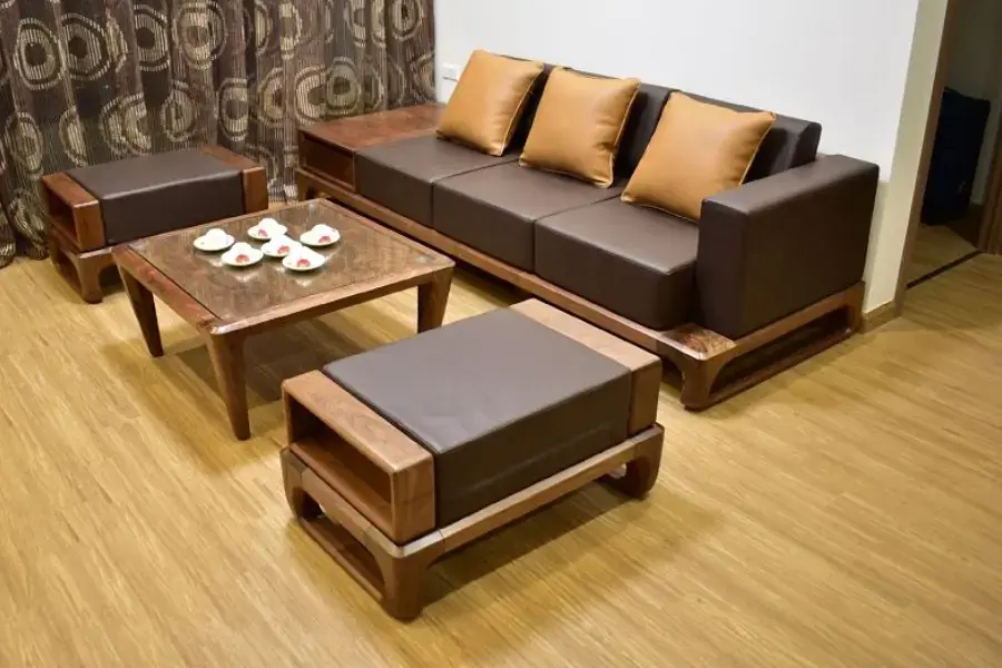 Phần đệm bị xẹp khiến ghế sofa bị mất độ mềm mại