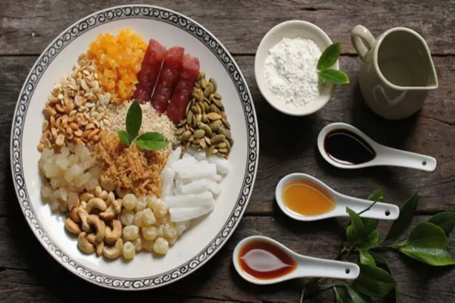 Nguyên liệu làm nhân bánh Trung Thu nướng.